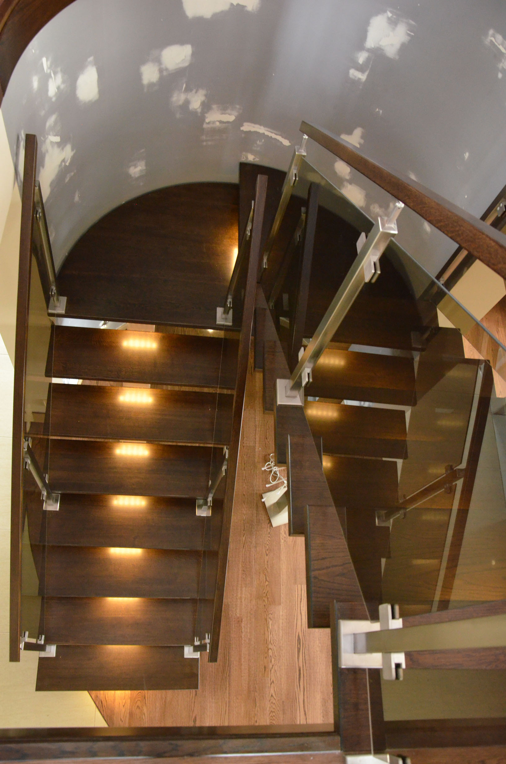 schody-drewniane-ze-stali-nierdzewnej6